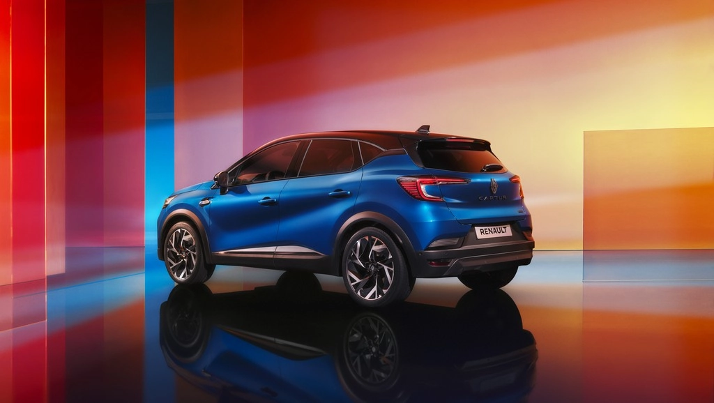 New Renault Captur E Tech Hybrid Esprit Alpine version 005